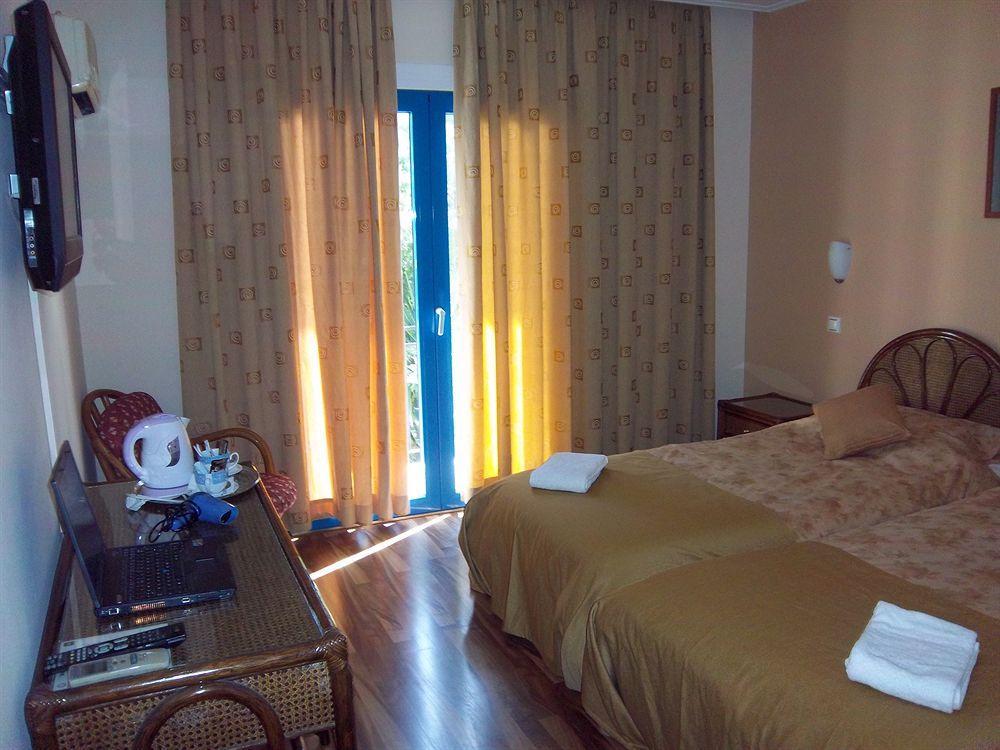 Hotel Plaza Riviera 3*