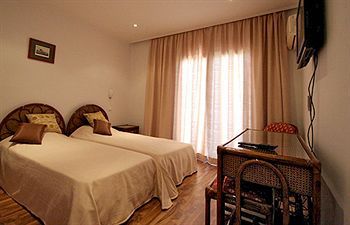 Plaza Riviera 3*